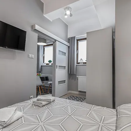 Apartamento Okrzei - *